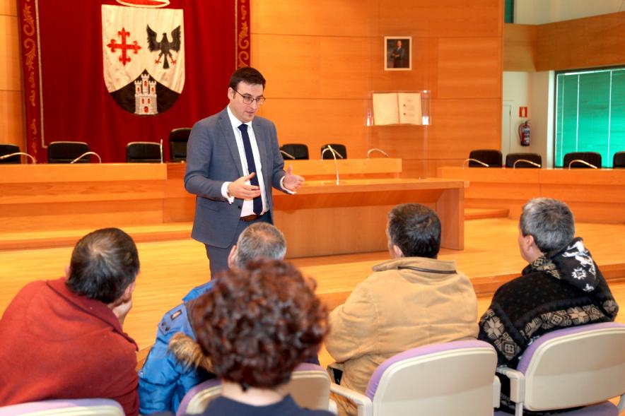 Concejal Miguel Ángel Arranz. y asistentes al evento. 
