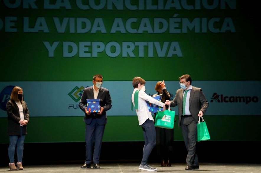 Beneficiarios de las Becas FUNDAL.