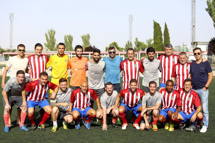 IIIer Torneo Interempresas Fútbol 7 - Posado de los jugadores.