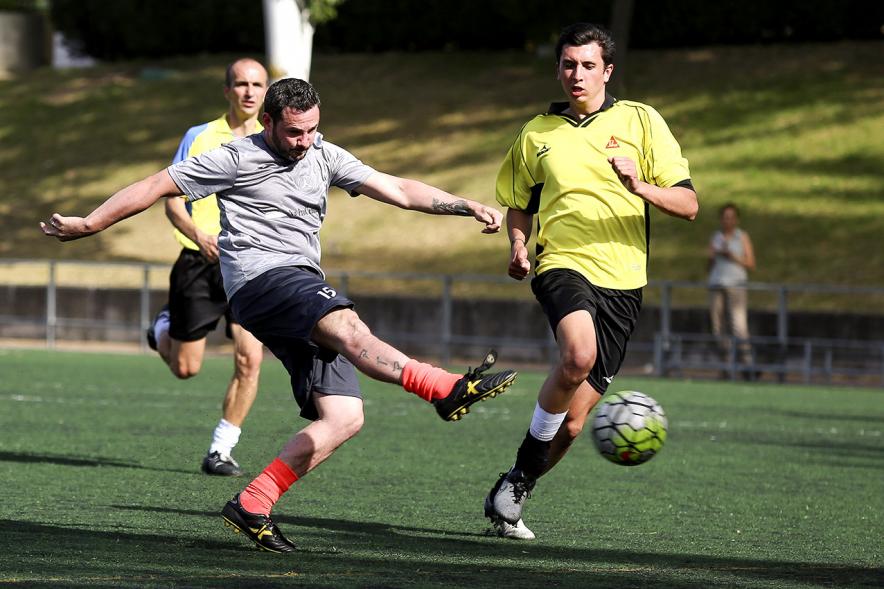 IIIer Torneo Interempresas Fútbol 7 - Disparo a puerta.