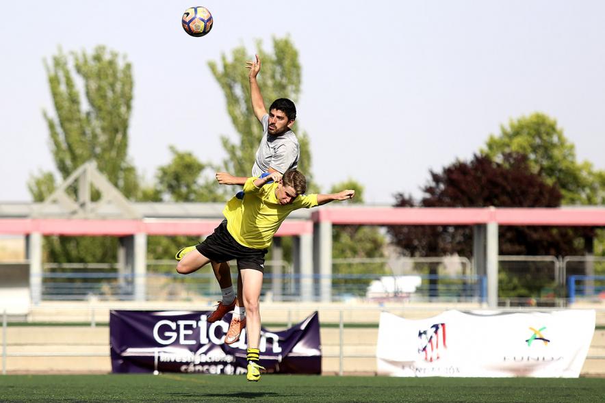 IIIer Torneo Interempresas Fútbol 7 - Disparo de cabeza.