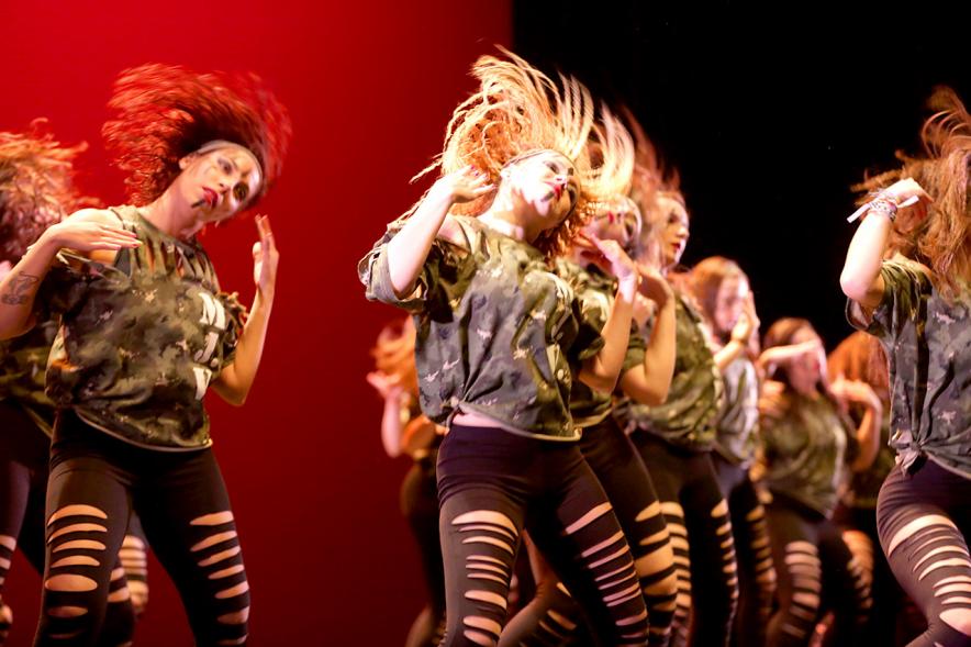 Gala VIIIº Certamen Día Mundial de la Danza ADAE -  Grupo de danza de ritual.