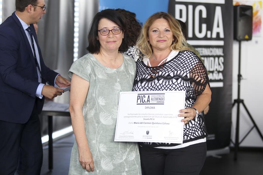 Autoridades y alumnos. Graduación alumnos Escuela de Fotografía PIC.A. -2019