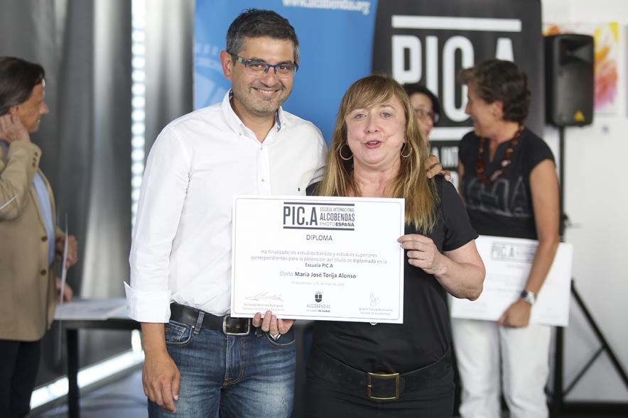 Rafael Sánchez y alumnos. Graduación alumnos Escuela de Fotografía PIC.A. -2019