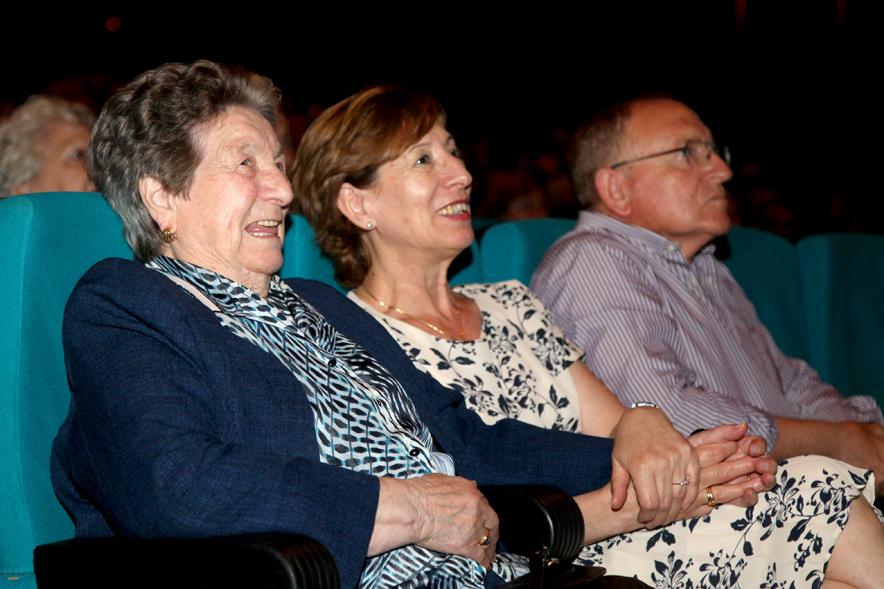 Semana del Mayor 2017 - Gala Homenaje a Nuestros Mayores - Imagen del público asistente al acto.