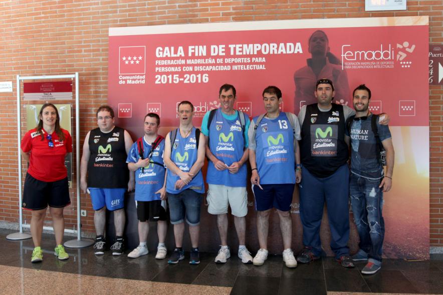 Gala FEMADDI - Imagen de participantes en la gala.