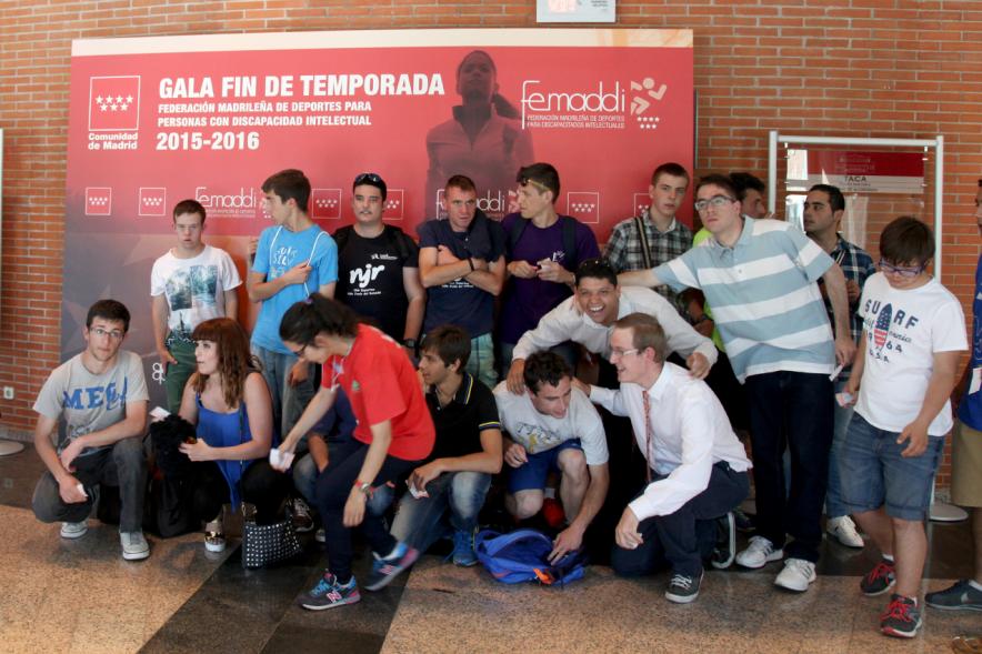 Gala FEMADDI - Imagen de participantes en la gala.