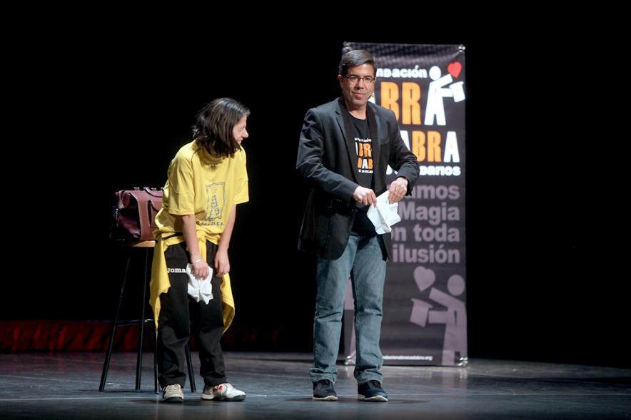 Gala FEMADDI - Imagen de una actuación durante la gala.