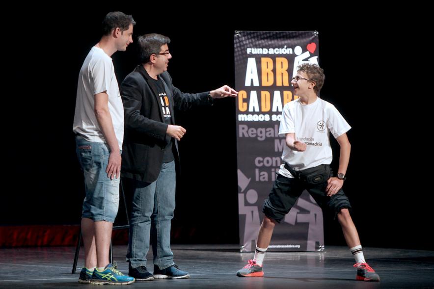 Gala FEMADDI - Imagen de una actuación durante la gala.