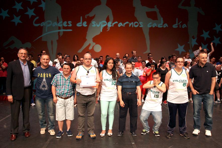 Gala FEMADDI - Imagen de alguna de las personas premiadas.