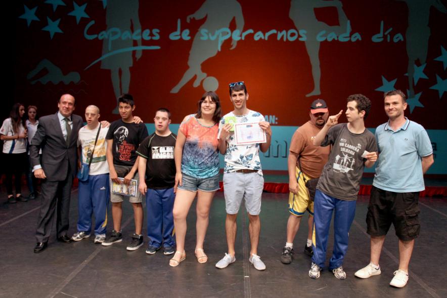 Gala FEMADDI - Imagen de las personas premiadas.