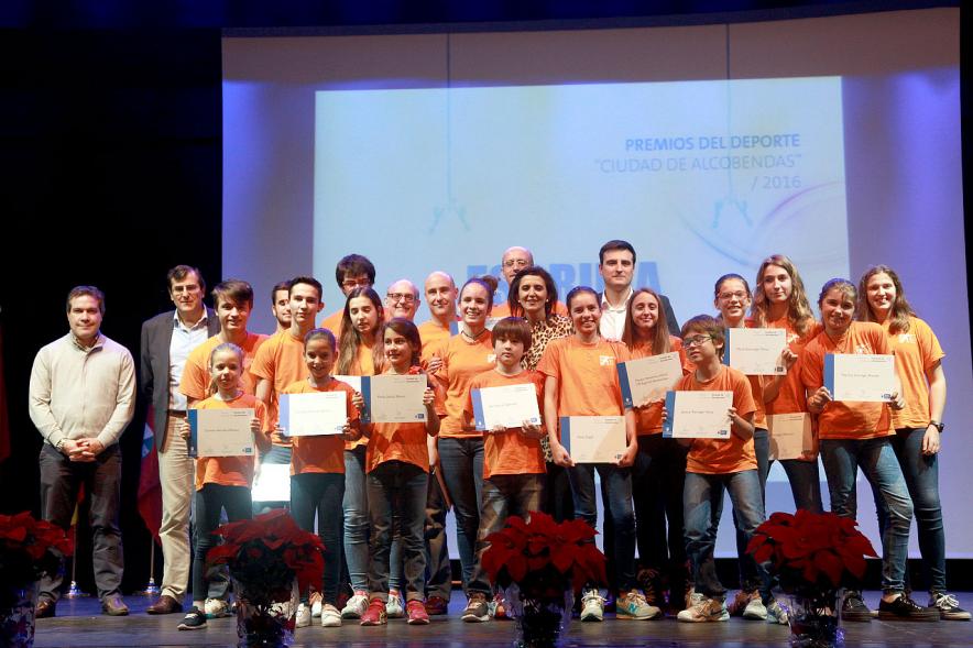 Gala del Deporte 2016 -   Los premiados con las autoridades.