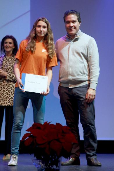 Gala del Deporte 2016 - Un premiado con el concejal.  