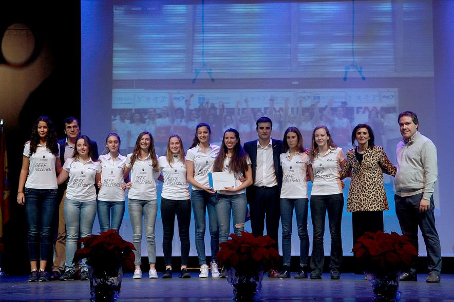 Gala del Deporte 2016 -  Los  premiados con las autoridades