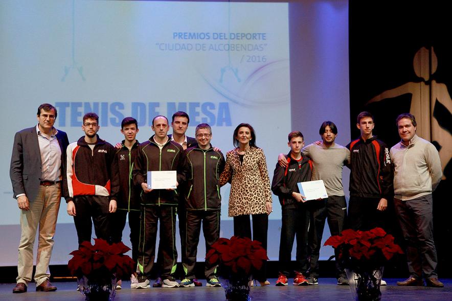 Gala del Deporte 2016 - Los  premiados con las autoridades.