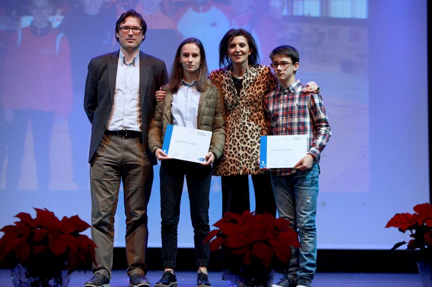 Gala del Deporte 2016 - Los  premiados con las autoridades. 
