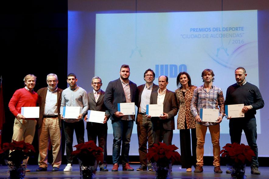 Gala del Deporte 2016 - Los  premiados con las autoridades.