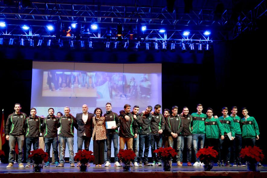 Gala del Deporte 2016 -  Los premiados en el escenario.
