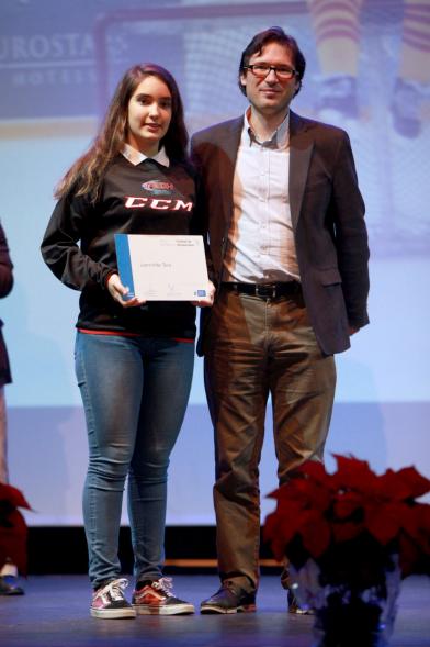 Gala del Deporte 2016 -  Un premiado con el concejal.