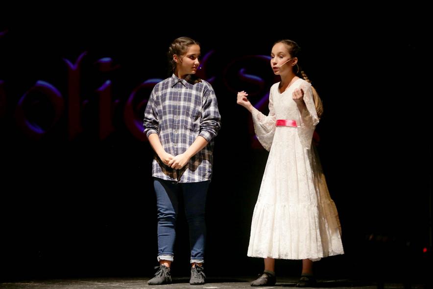 Niños en la actuación de la Gala Solidaria Infancia.