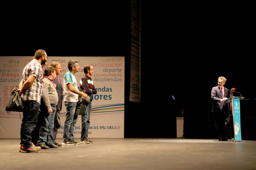 Gala de Deporte 2018 - Imagen de los protagonistas de la película de "Campeones" en el escenario antes de recibir su premio.