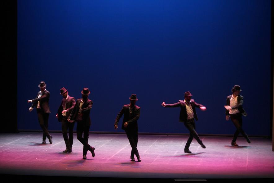 Gala Homenaje a la Solidaridad -Imagen de un momento de la actuación del grupo de baile los Vivancos.