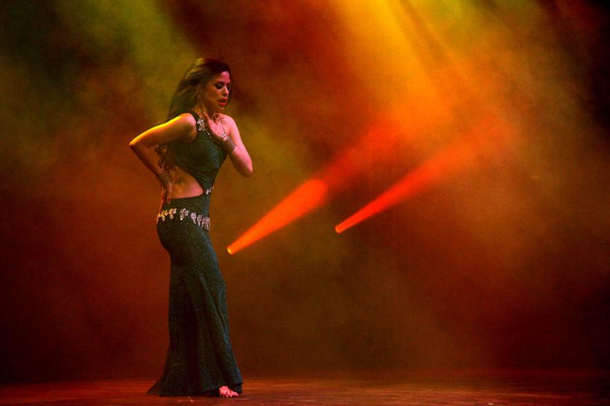 Bailarina danza del vientre. 