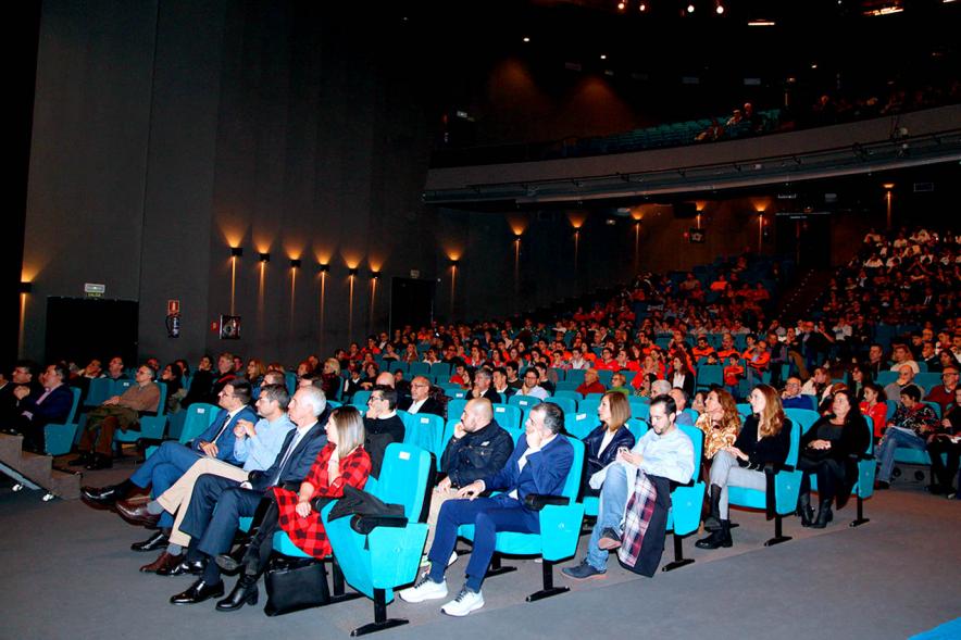 Gala del Deporte 2019 - Imagen lateral de las primera fila de autoridades municipales.