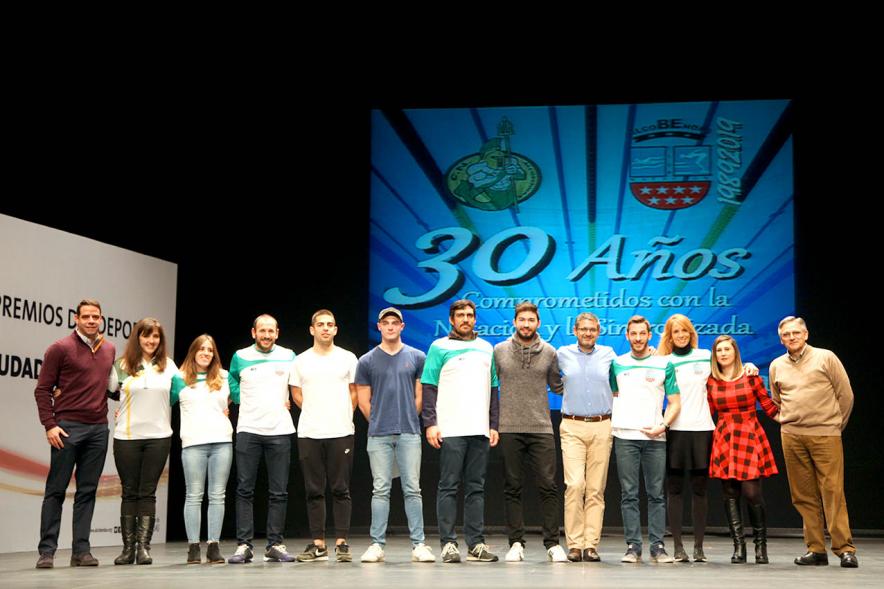 Gala del Deporte 2019 - Posado del alcalde Sánchez Acera, con numerosos deportistas premiados  y varios corporativos municipales. 
