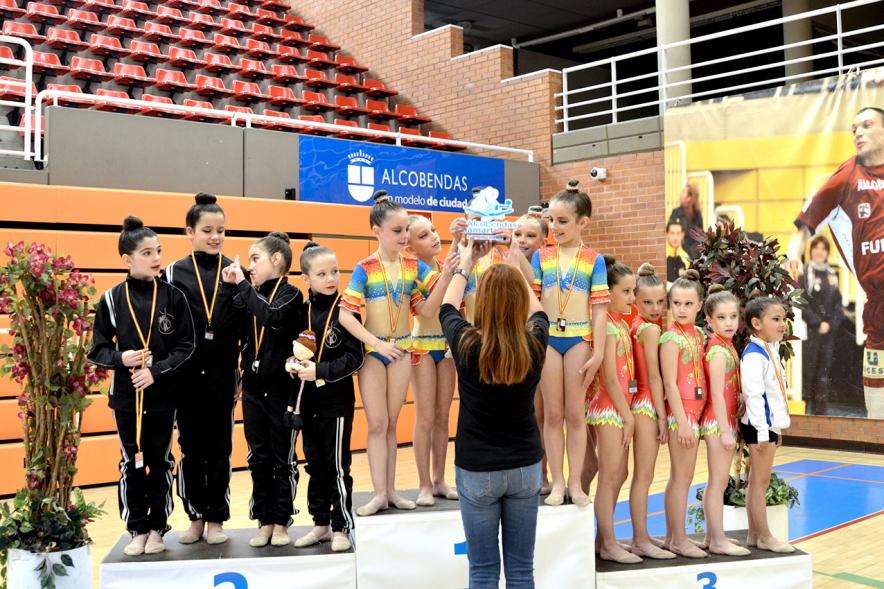 Podium alevines