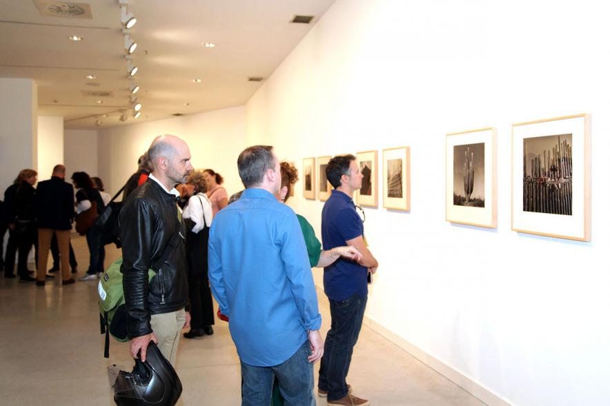 Visitantes en la exposición