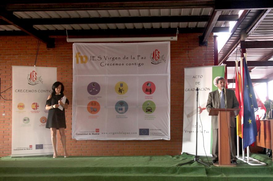 Graduación Curso 2015-16 IES Virgen de la Paz -  Sala de la graduación.