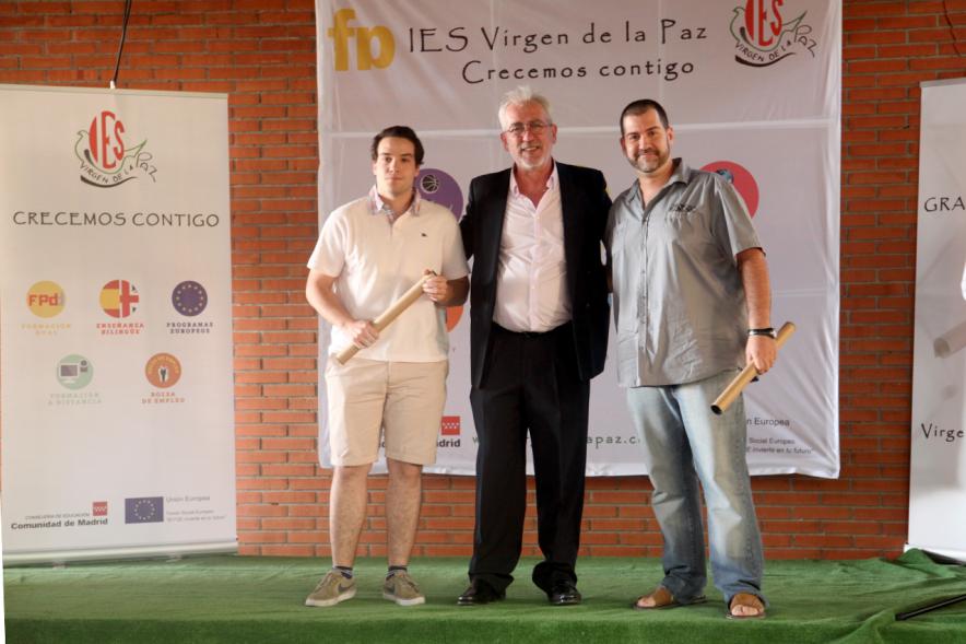 Graduación Curso 2015-16 IES Virgen de la Paz -  Grupo de graduados.