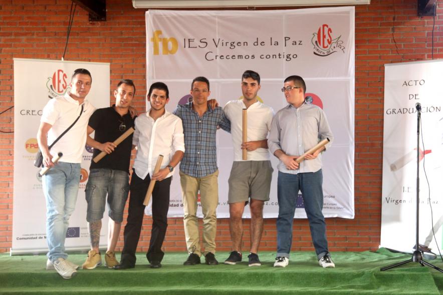 Graduación Curso 2015-16 IES Virgen de la Paz -  Grupo de graduados.