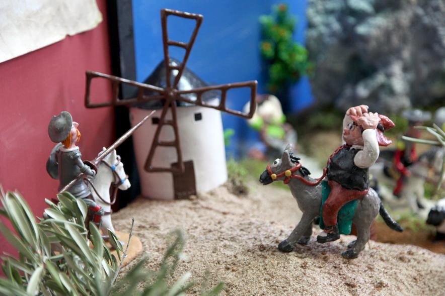 Don Quijote y Sancho Panza ante su archirrival. Un molino de viento.