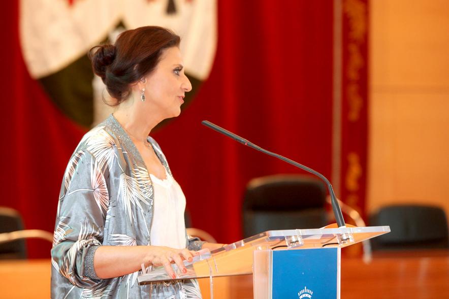 Recepción Equipo de Hockey sobre Patines por su Ascenso de Categoría - Imagen del discurso de la concejal.