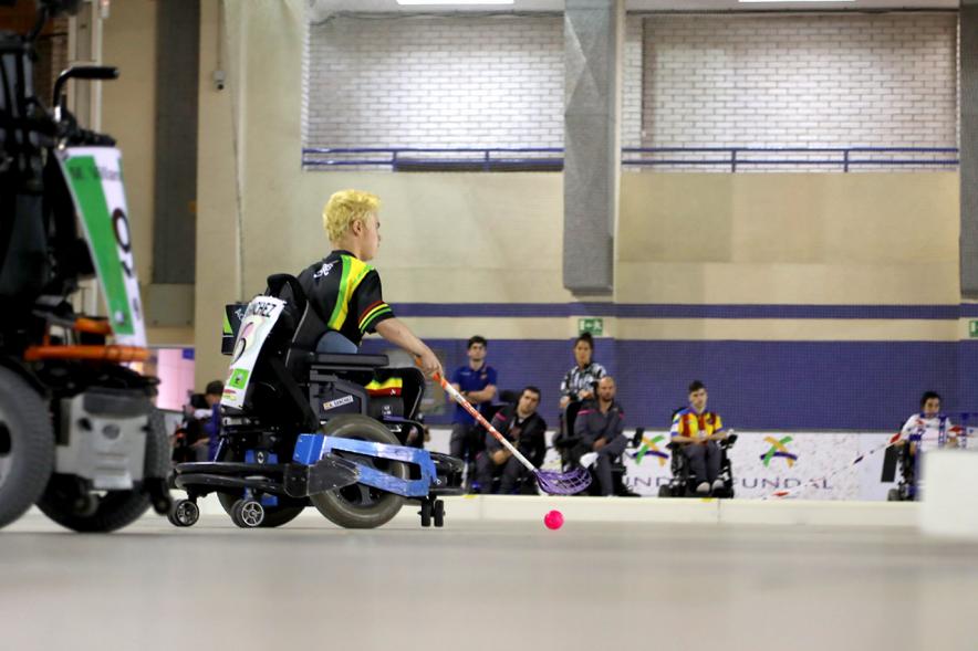 Campeonato de España de Hockey Silla de Ruedas Eléctricas - Imagen de parte de una jugada. 
