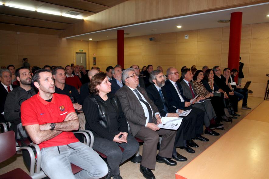 Presentación 74ª Copa del Rey de Hockey Patines - Primera fila de los asistentes.