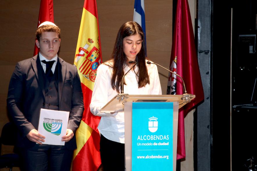 En Recuerdo del Holocausto - Discurso de una joven judía.