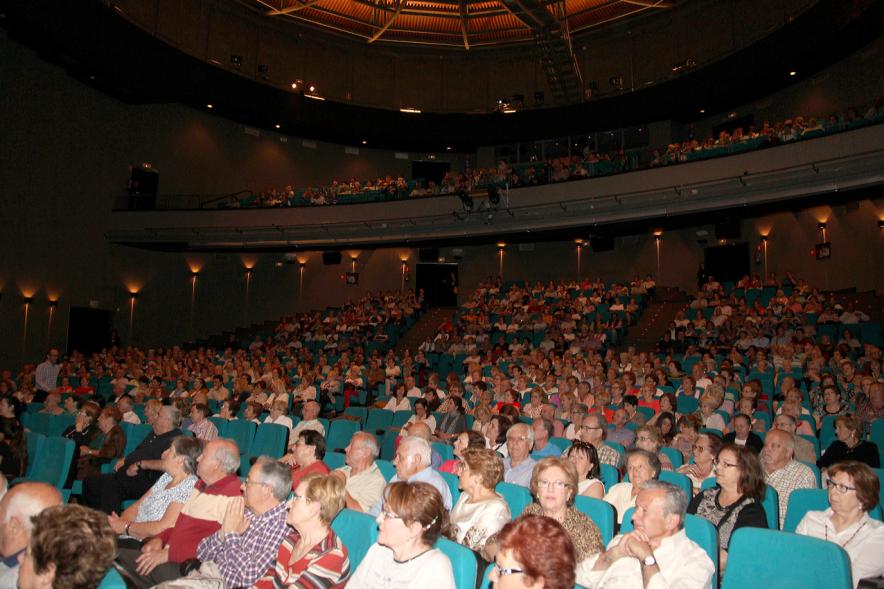 Semana el Mayor 2016 - Gala Homenaje a Mayores -  Panorámica de los asistentes a la gala.