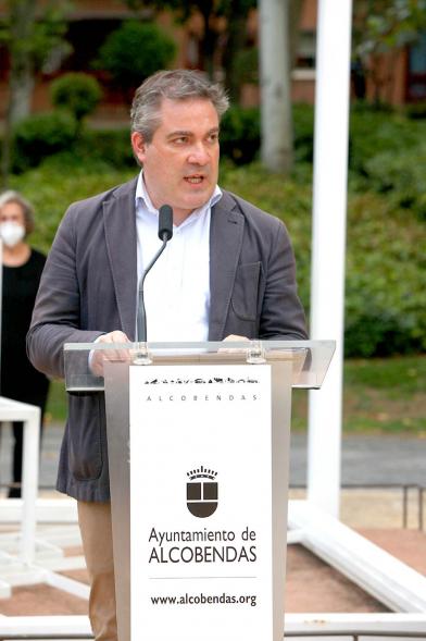 Concejal  Ángel Sánchez. Homenaje a Miguel Ángel Blanco en Parque Víctimas del Terrorismo -2020