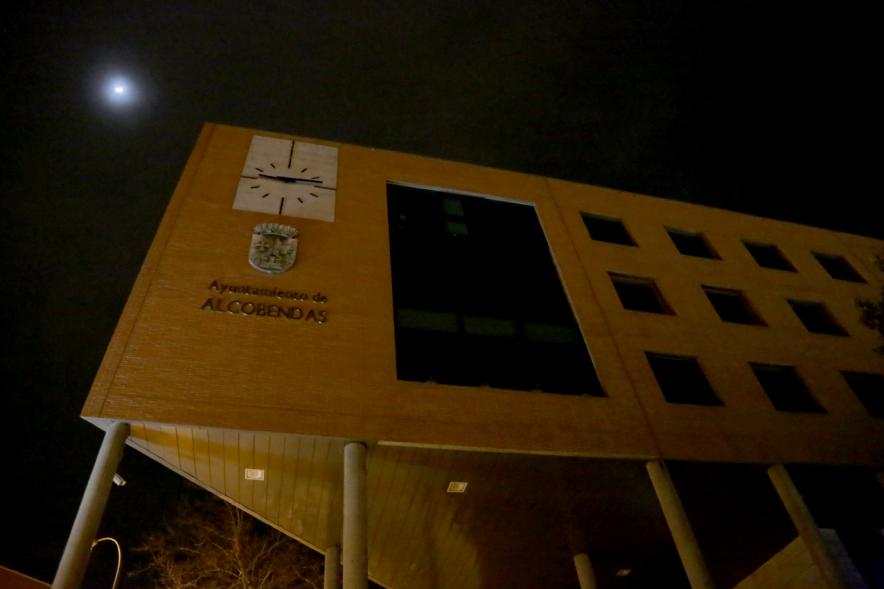 La Hora del Planeta 2018 -  Imagen nocturna de la fachada del ayuntamiento de Alcobendas