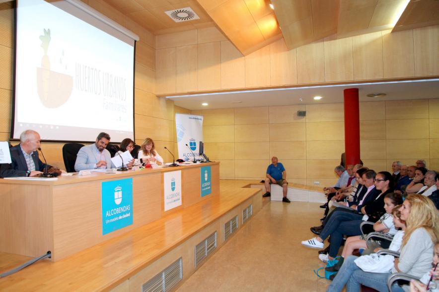 Participantes en el sorteo Huertos. 
