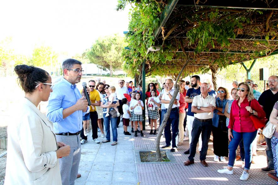 Entrega Llaves Huertos Urbanos Parque de Extremadura - Imagen del Alcalde Rafael Sánchez Acera en un momento de su discurso.