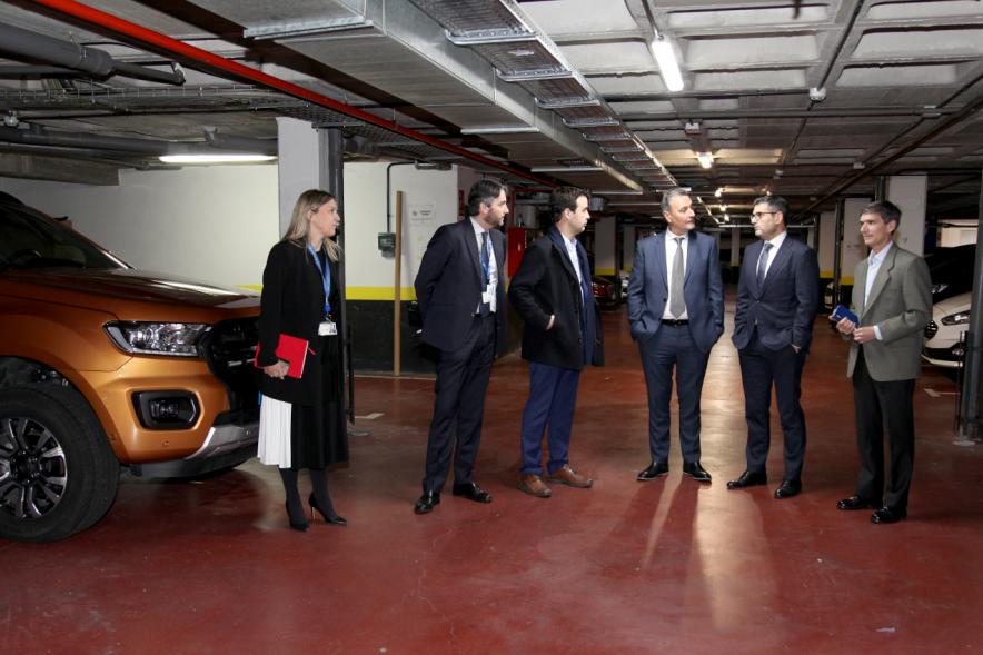 Autoridades de Ford y concejales Roberto Fraile Herrera y Rafael Sánchez