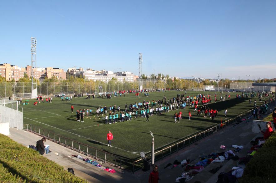 IX Encuentros Lúdico-Deportivos por la Igualdad - Imagen panorámica del Polideportivo José Caballero donde se celebran los Encuentros Lúdico-Deportivos por la Igualdad.