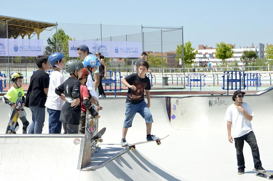 Imagina tu Noche de Skate - Participantes en la noche de Skate.
