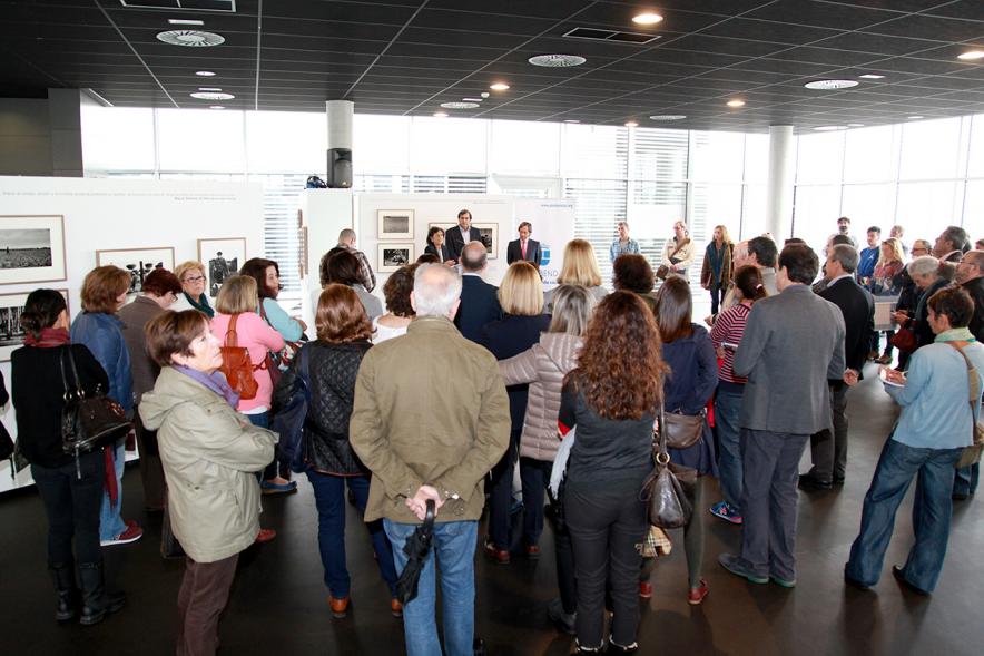 Inauguración Exposición "Cazando Imágenes con Miguel Delibes" -  Panorámica del público.