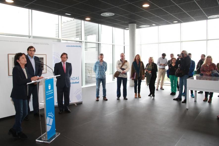 Inauguración Exposición "Cazando Imágenes con Miguel Delibes" -  El público.