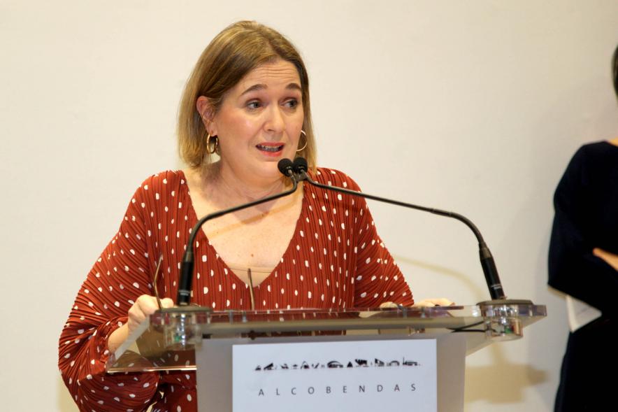 Ponente, Marta Rivera de la Cruz  en la presentación de la colección- 2020